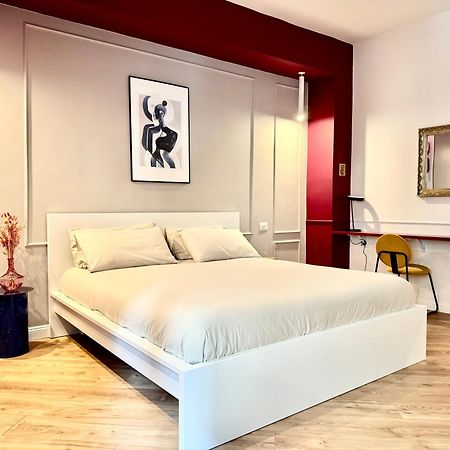 Art N Shelter Apartament Bari Exterior foto